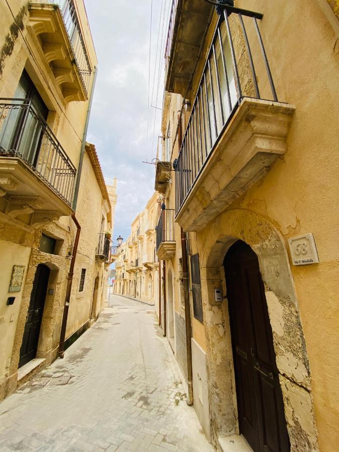 Casa 68 Ortigia Hotel Сиракуза Екстериор снимка
